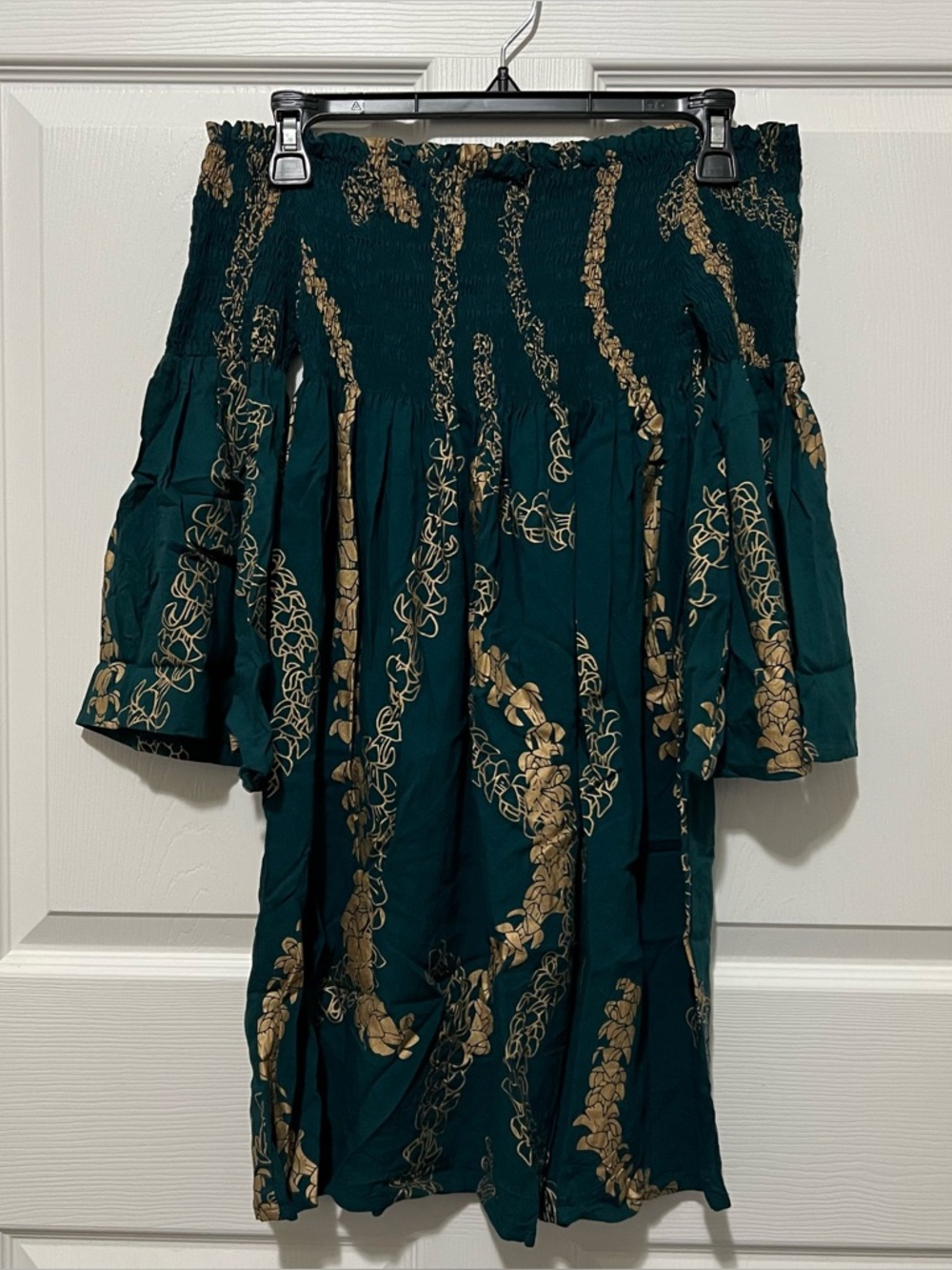 KAHULALE’A Aulia Dress in Teal Gold Lei Puakenikeni